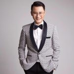 Tiểu sử ca sĩ Hoàng Bách hoang bach