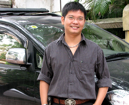 Ca nhạc sĩ Phạm Tuấn Hùng: ‘Thánh ca là một phần không thể tách rời của cuộc đời tôi’ 50808482 2