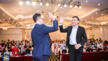 Lăng xê Võ Văn Đảng và thương hiệu Sales World vo van dang 01