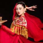 Hoa hậu Lương Thùy Linh niềm ‘tự hào’ của quê hương cùng hành trình mang sắc vóc Việt đi muôn phương lương thùy linh 10