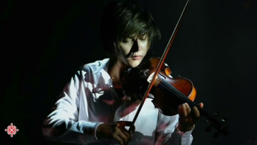 Violinist Anh Tú - mạch nguồn mê đắm nghe si tu xin avt