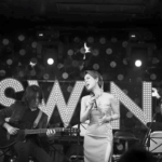 Uyên Linh - tiểu Diva cần mẫn vượt qua ‘cái bóng’ idol? uyen linh 00