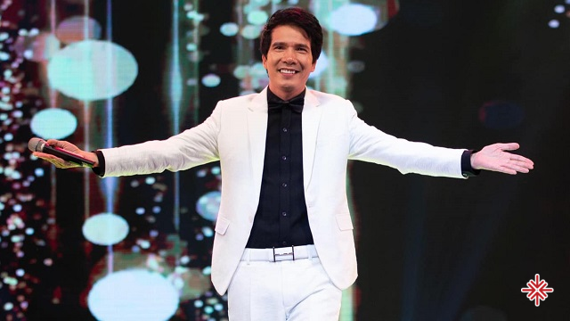 Hồ Quang 8 - chàng ca sĩ nghèo ‘tay trắng đi lên’ từ dòng nhạc sến ca si ho quang tam avt