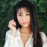 Ca sĩ Hoàng Thục Linh - người ‘làm mới’ những bản nhạc Vàng bất hủ? ca si hoang thuc linh edit