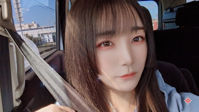Người mẫu ảnh áo tắm Katase Mizuki qua đời ở tuổi 26: Cô viết gì trên Twitter trước khi mất? katase mizuki 000
