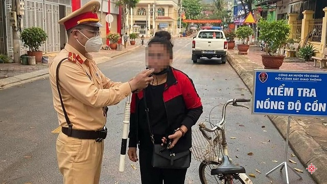 Sơn La: xử phạt vi phạm nồng độ cồn người đi xe đạp xu phat nguoi di xe dap 000