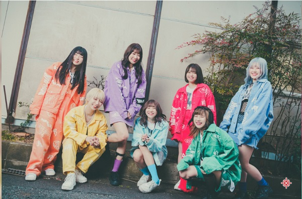 Kanekon Tsumugi - nữ ca sĩ trẻ từng qua đêm với 50 người đàn ông rascal clan 000