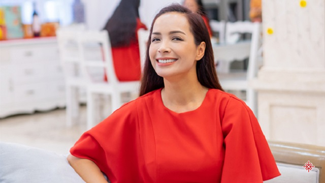 Người mẫu Thúy Hạnh nhìn lại hành trình ‘rực rỡ’ sau 20 năm cống hiến 001 nguoi mau thuy hanh nhin lai hanh trinh ruc ro sau 20 nam cong hien