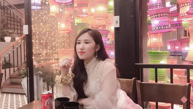 Tác giả trẻ Ngọc Bích – Cây bút tinh hoa, lãng mạn hóa hiện thực 001 tac gia tre ngoc bich cay but tinh hoa lang man hoa hien thuc