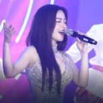 Ca sĩ Dương Hoàng Yến đã có chuyến lưu diễn đầu tiên trong năm 2024 ở Campuchia 001 ca si duong hoang yen da co chuyen luu dien dau tien trong nam 2024 o campuchia