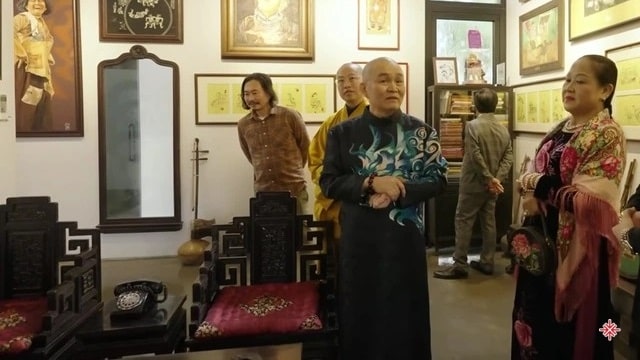Xuân Hinh xây cơ ngơi 5000m2: Thợ vào làm vài tiếng đã dọn đồ bỏ đi, năn nỉ cũng không làm 001 xuan hinh xay co ngoi 5000m2 tho vao lam vai tieng da don do bo di nan ni cung khong lam