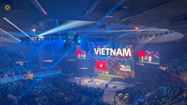 ‘Lần đầu tiên’ Việt Nam lọt vào Chung kết giải Vô địch Robotics lớn nhất thế giới - 2024 VEX Robotics World Championship ‘Lần đầu tiên’ Việt Nam lọt vào Chung kết giải Vô địch Robotics lớn nhất thế giới - 2024 VEX Robotics World Championship.