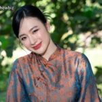 Angela Phương Trinh: từ ‘bà mẹ nhí’ đến vết trượt dài Angela Phương Trinh: từ ‘bà mẹ nhí’ đến vết trượt dài.