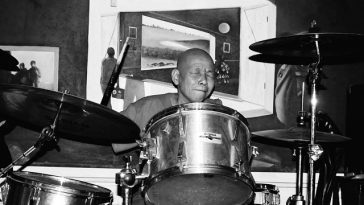 Vĩnh biệt nghệ sĩ Tân Gù: Người đặt những viên gạch đầu tiên cho Rock Hà Nội vinh biet nghe si tan gu nguoi dat nhung vien gach dau tien cho rock ha noi 002